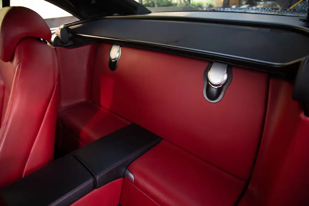 2002 Mercedes-Benz SL500, iç mekân