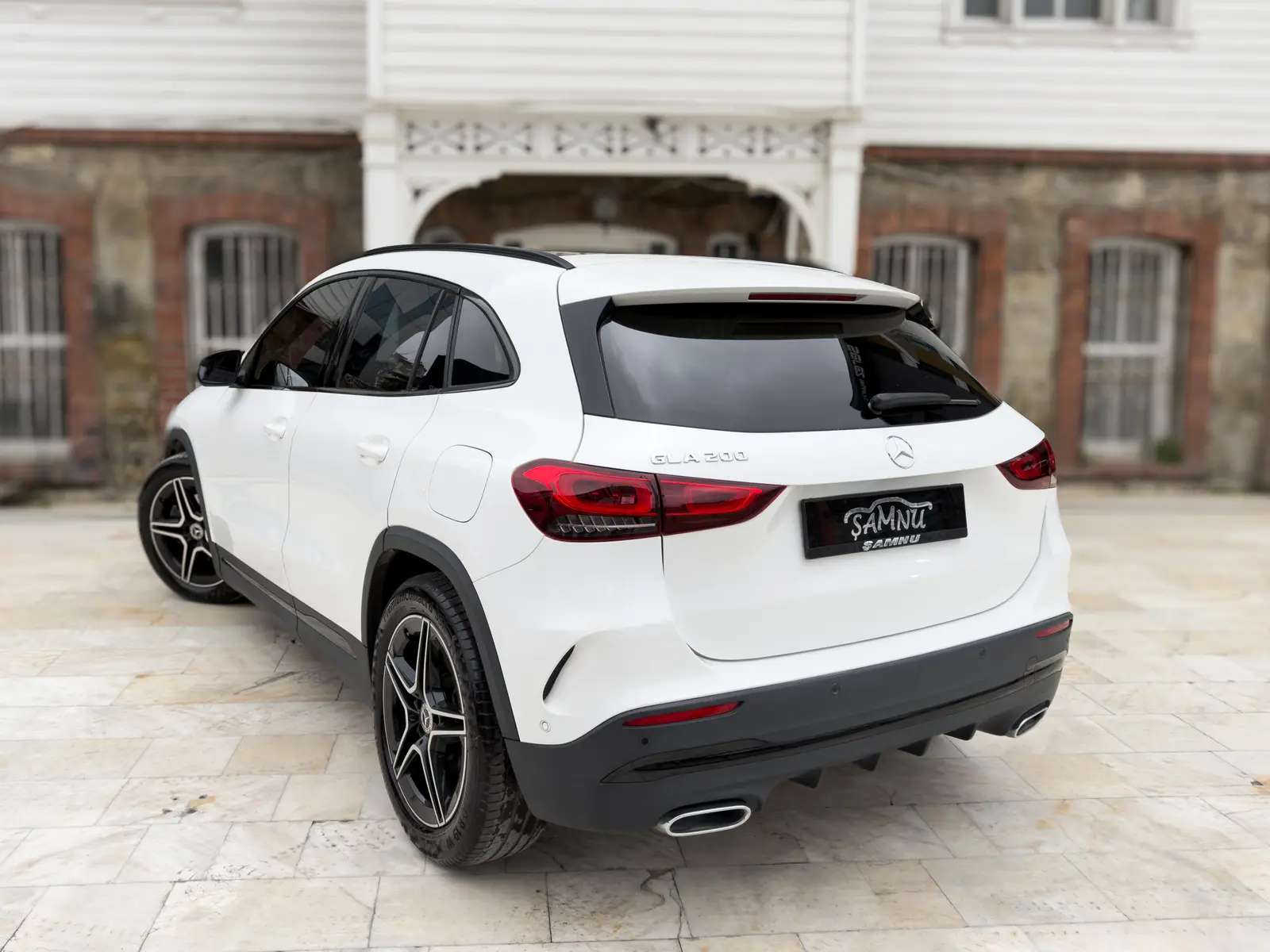 2020 Mercedes-Benz GLA200 AMG