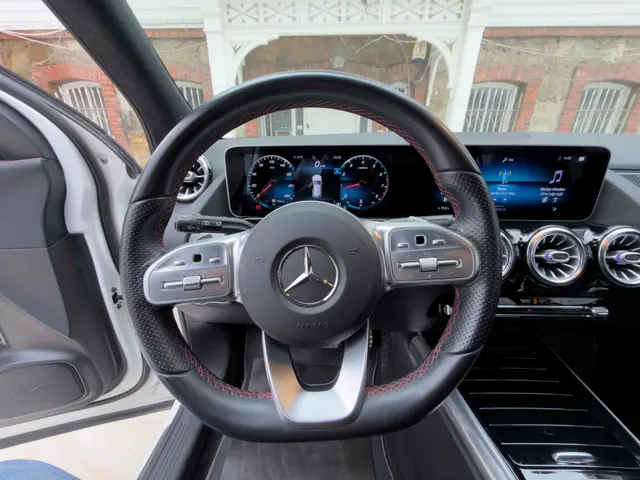 2020 Mercedes-Benz GLA200 AMG, detay