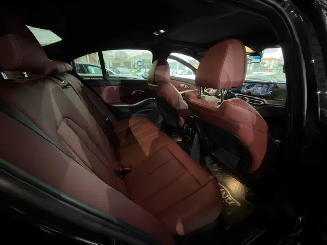 2023 BMW 3.20i MSport, detay