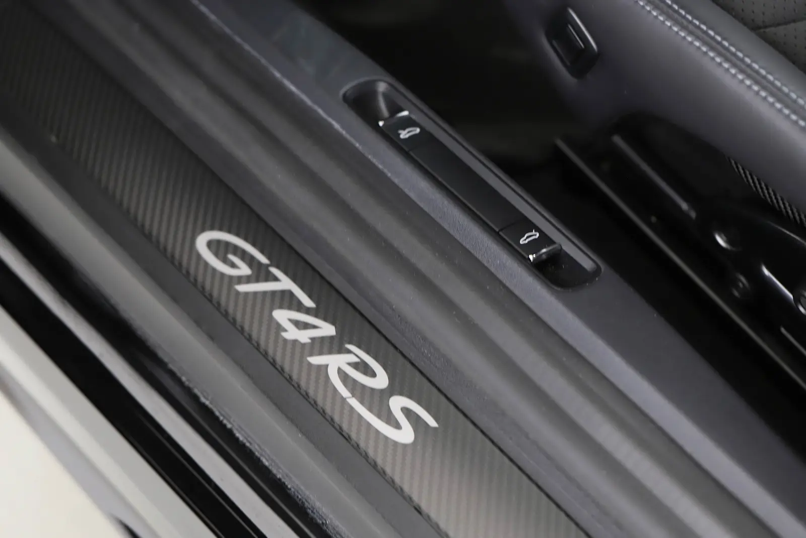2023 Porsche 718 GT4 RS, iç mekân