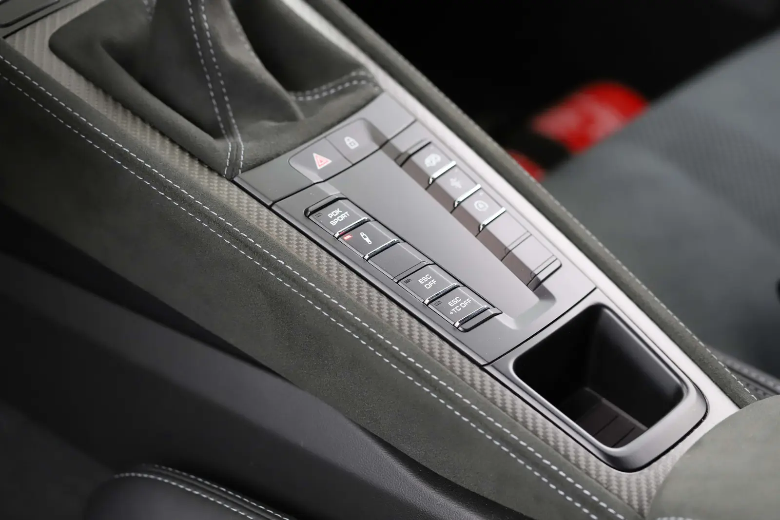 2023 Porsche 718 GT4 RS, iç mekân