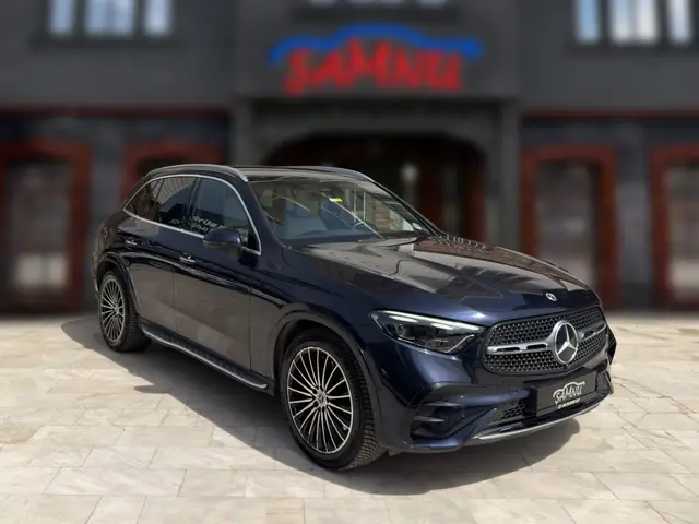 2024 Mercedes-Benz GLC180 AMG