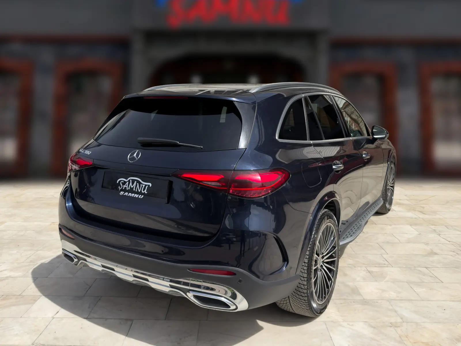 2024 Mercedes-Benz GLC180 AMG