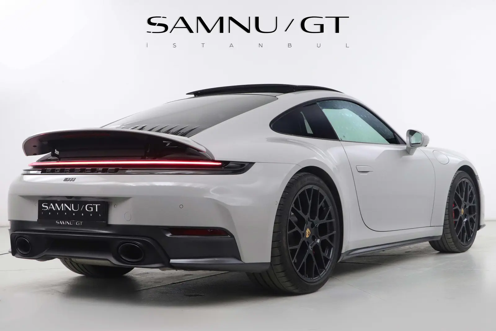 2024 Porsche 911 Carrera