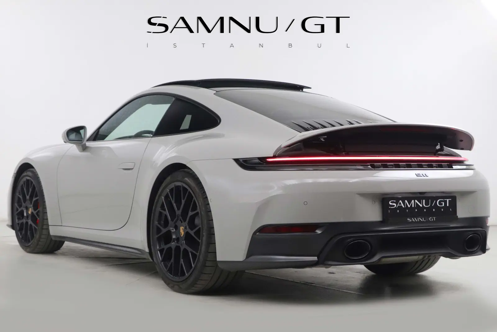 2024 Porsche 911 Carrera