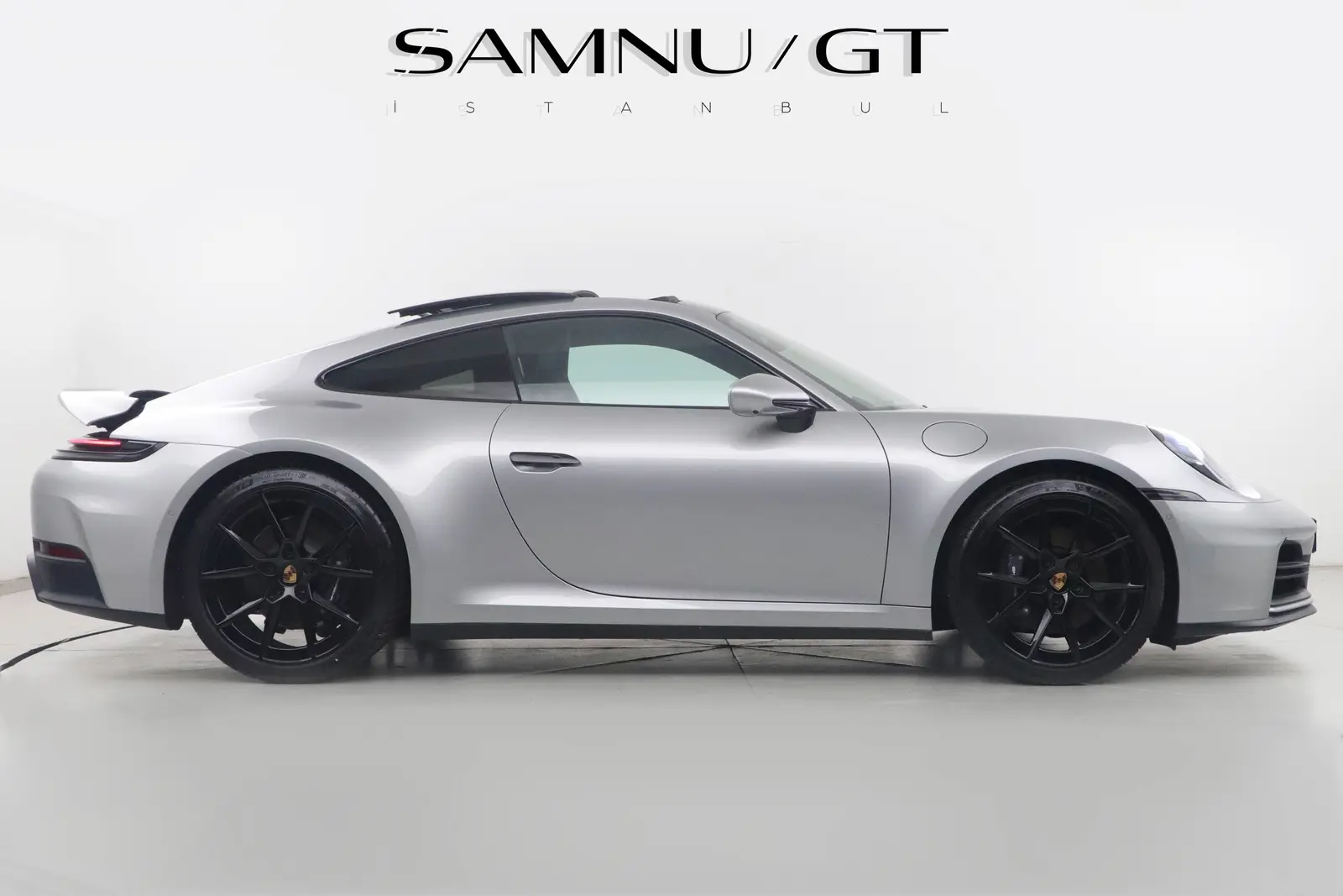2024 Porsche Carrera 2
