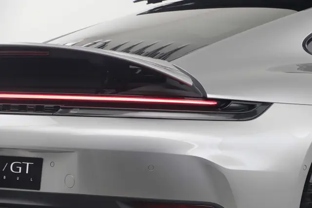 2024 Porsche Carrera 2, detay