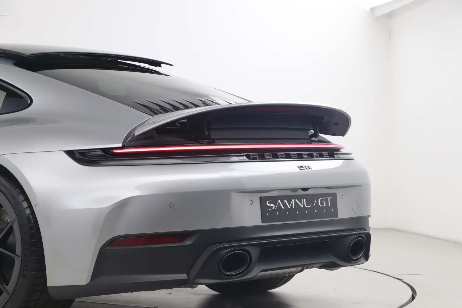 2024 Porsche Carrera 2, iç mekân