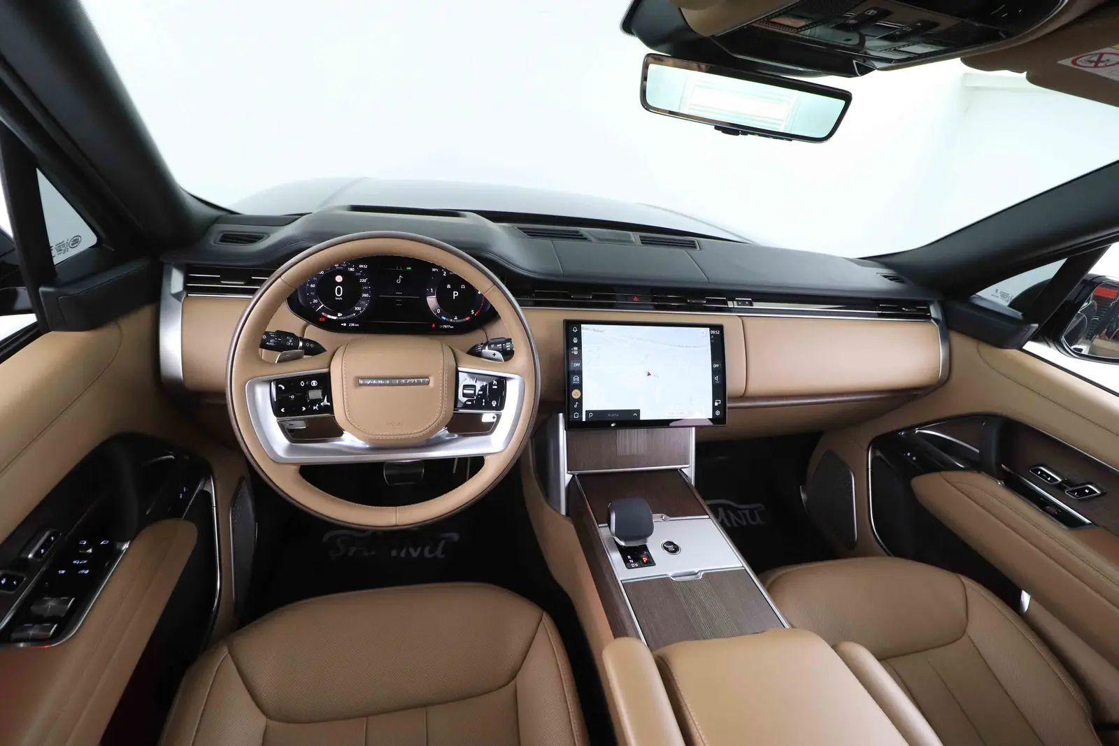 2024 Land Rover Range Rover LWB, iç mekân