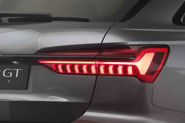 2025 Audi RS6, detay