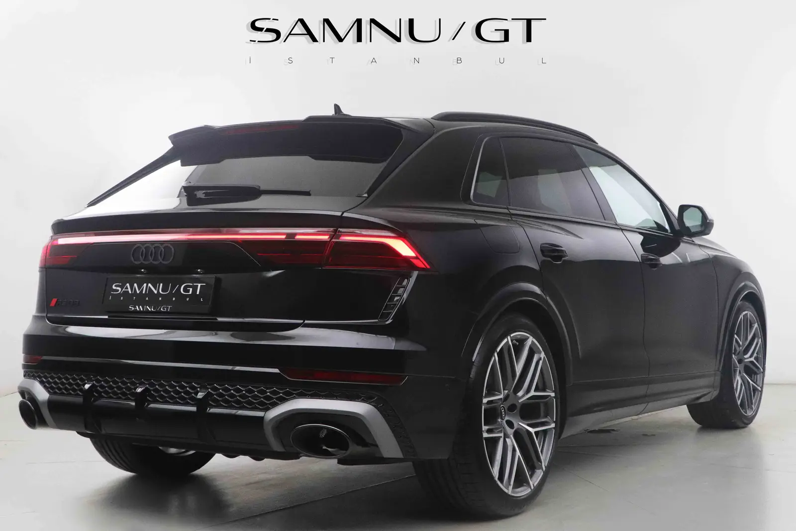 2025 Audi RSQ8