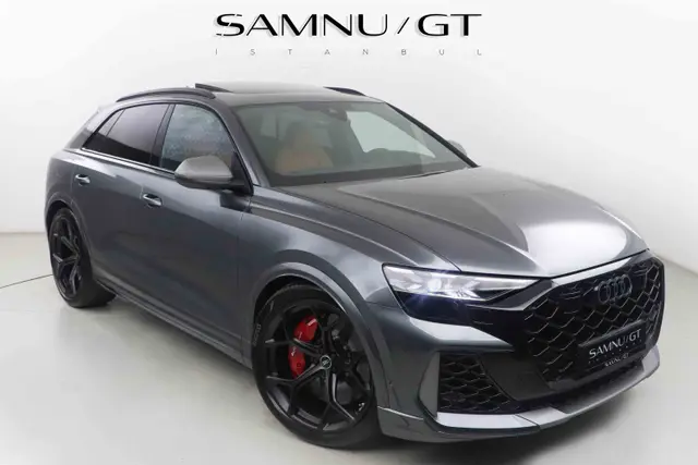 2025 Audi RSQ8