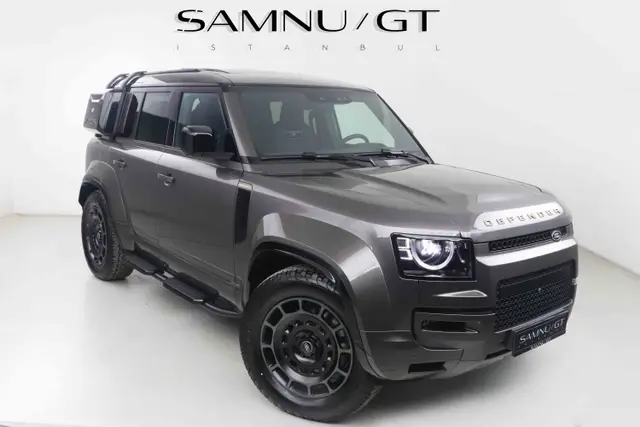 2025 Land Rover Defender Octa